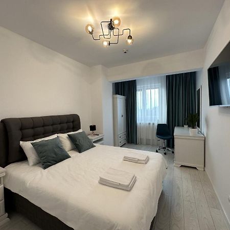 Апартаменти Apartament In Suceava, Zamca Екстер'єр фото