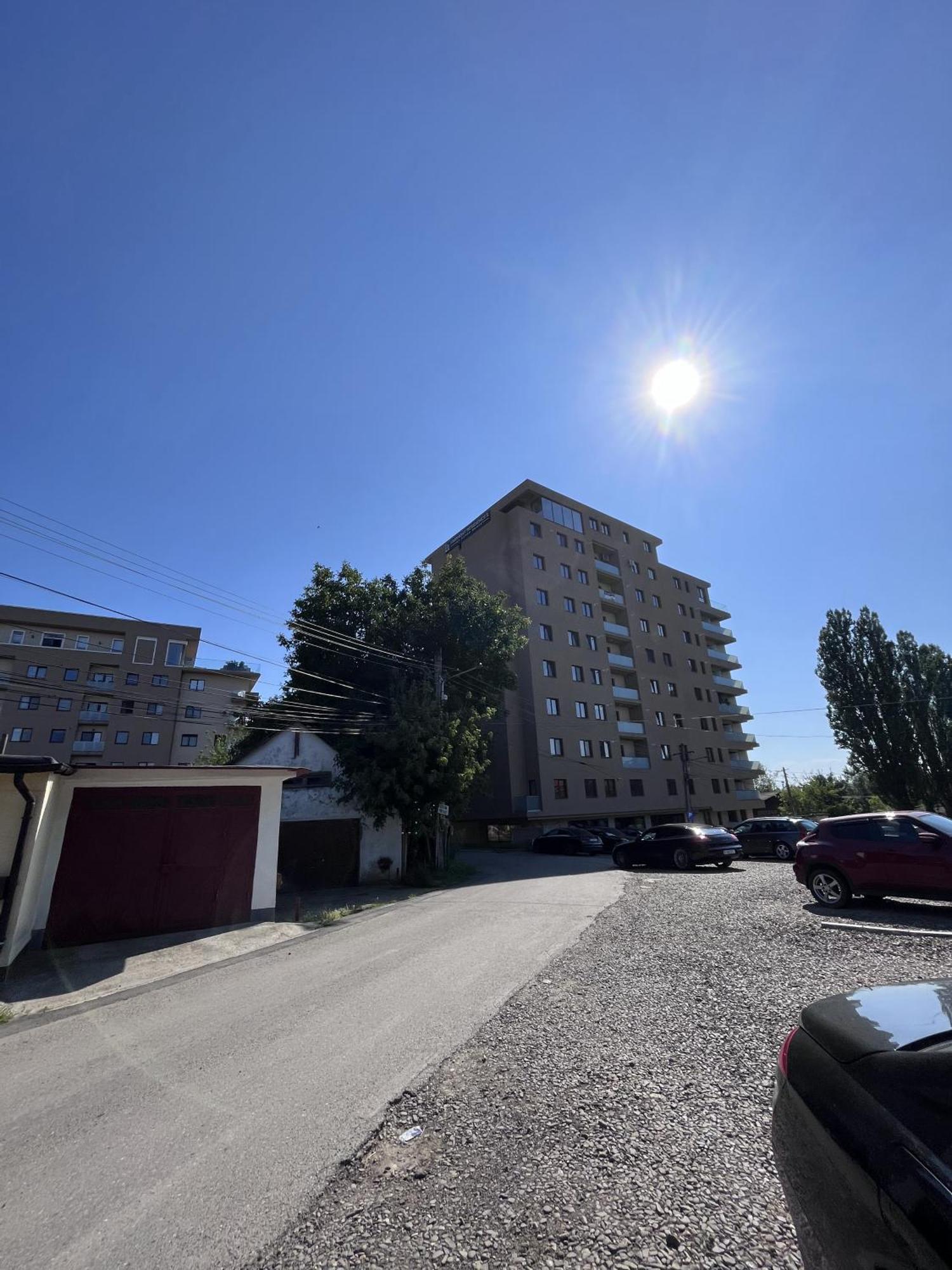 Апартаменти Apartament In Suceava, Zamca Екстер'єр фото